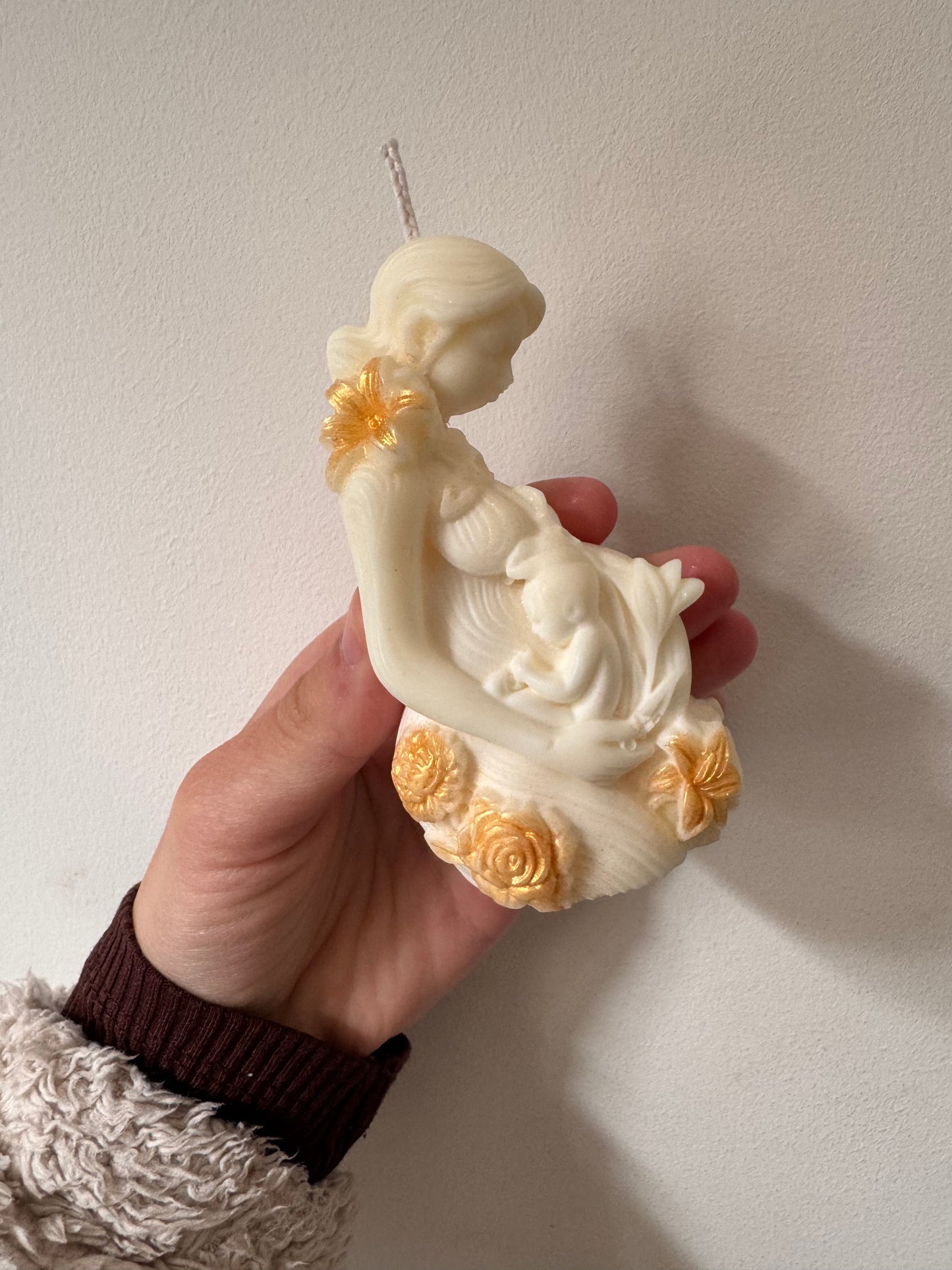 Bougie moulée « Maman et son bébé » 🩷