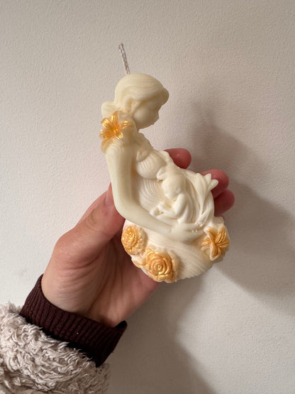 Bougie moulée « Maman et son bébé » 🩷